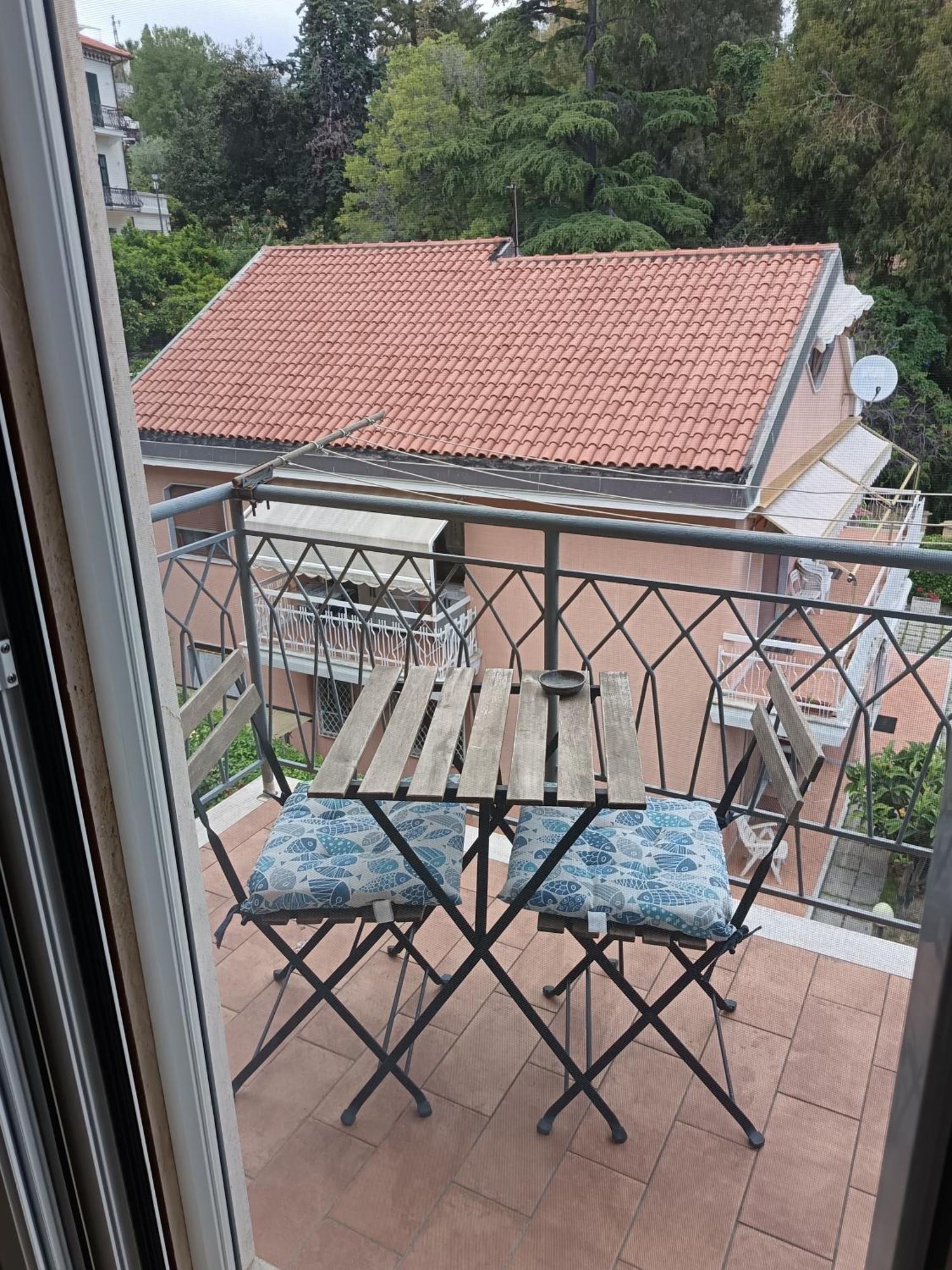 Apartmán Casa Francesca Con Parcheggio Gratuito Sanremo Exteriér fotografie